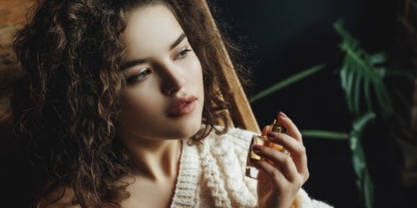 Perfumy damskie na jesie 2023 - TOP 5 najciekawszych zapachw