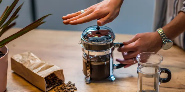 Kawa french press - co to i jak parzy?