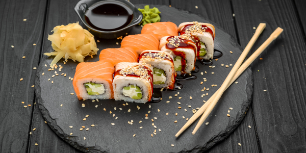 Sushi - historia, zwyczaje, rodzaje. Czy sushi jest zdrowe?