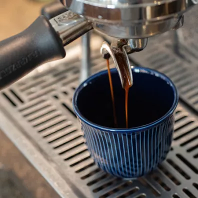 Loveramics Brewers Kubek Embossed Tasting Cup Cobalt 80 ml