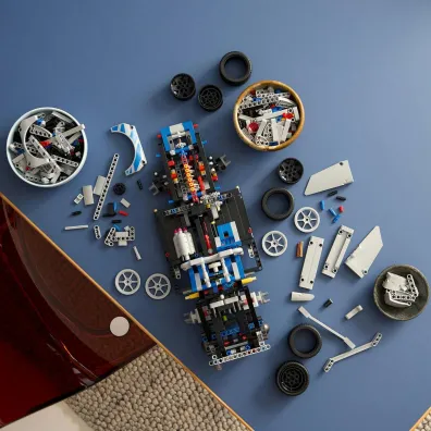 LEGO Technic Samoch�d Nissan Skyline GT-R (R34) z filmu Za szybcy, za w�ciekli 42210