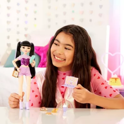 Barbie Dream Besties. Lalka Renee HYC24 Mattel