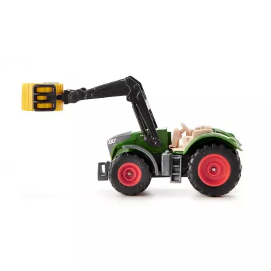Siku 15. Fendt z chwytakiem do bel