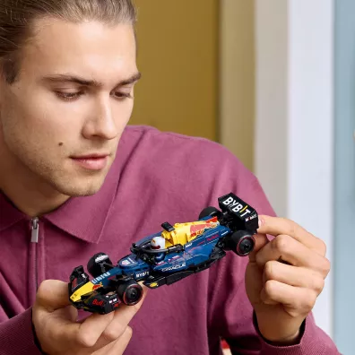 LEGO Speed Champions Bolid F1® Oracle Red Bull Racing RB20 77243