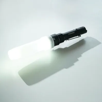 Tiross Latarka cree led 6500k ts1908