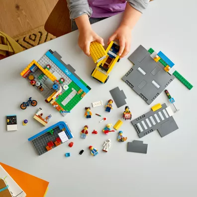 LEGO City Dzie� w szkole 60329
