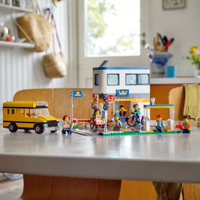 LEGO City Dzie� w szkole 60329