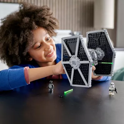 LEGO Star Wars Imperialny my�liwiec TIE 75300