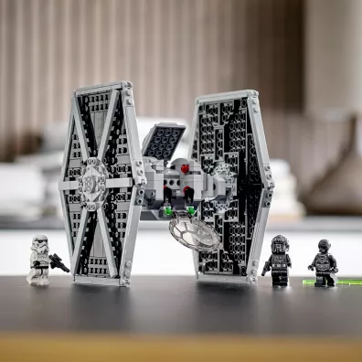 LEGO Star Wars Imperialny my�liwiec TIE 75300