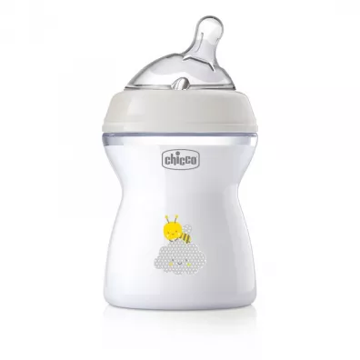 Chicco NaturalFeeling Butelka plastikowa ze smoczkiem silikonowym przepyw redni 2 m+ 250 ml