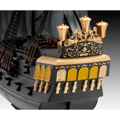 Statek Black Pearl- Czarna Per�a Piraci z Karaib�w Revell
