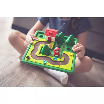 Smart Games. Little Red Riding Hood (ENG) IUVI Games