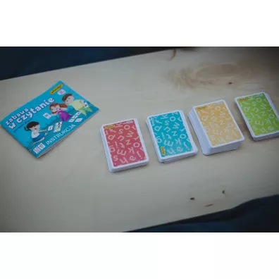 Zabawa w czytanie. Pierwsze sowa Adamigo