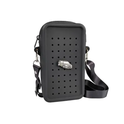 MFP Torebka crossbody silikon czarna + przypinka