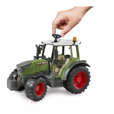 Traktor Fendt Vario 211 Bruder