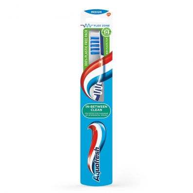 Aquafresh Between Teeth Toothbrush szczoteczka do zbw Medium