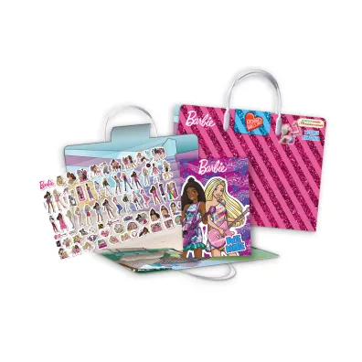 Barbie. Kocham nakleja�. Cz�� 2. Wielkie marzenia