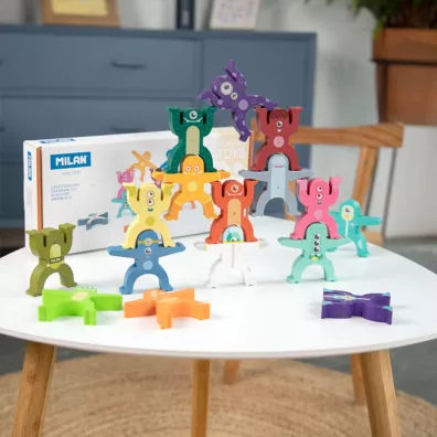 Figurki do uk�adania Wie�y kosmit�w, drewniana zabawka edukacyjna Milan