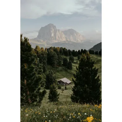 Escape: Discovering the Dolomites. A Visual Journey and Adventures
