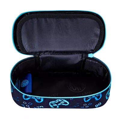 Pi�rnik Astrabag Go Playing