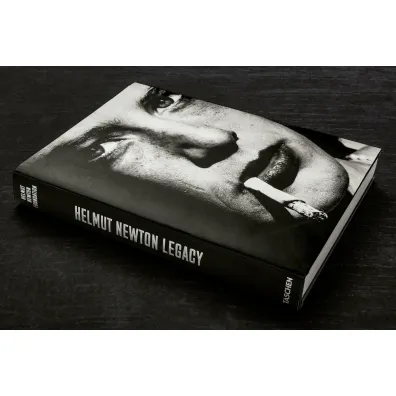 Helmut Newton. Legacy wer. angielska