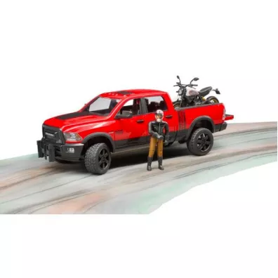 Dodge RAM 2500 Power Wagon z Ducati Desert Sled i figurk�
