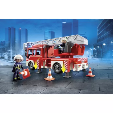 Samochd straacki z drabin 9463