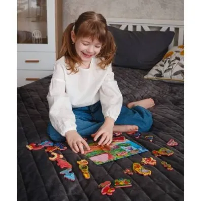 Puzzle Gra magnetyczna - Truskawkowa ksi�na Roter Kafer