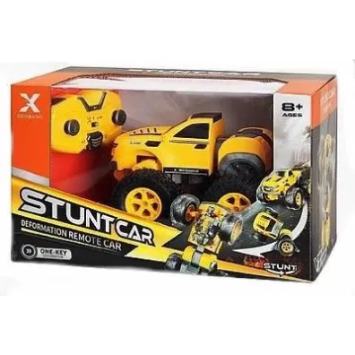Auto R/C transformuj�ce 1:20 z �adowark� Adar