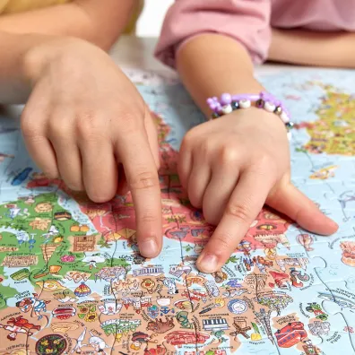 Puzzle 300 el. Odkrywcy Mapa �wiata Bright Junior Media