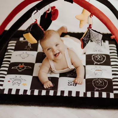 Babysteps Mata kontrastowa sensoryczna z pa��kami dla niemowl�t
