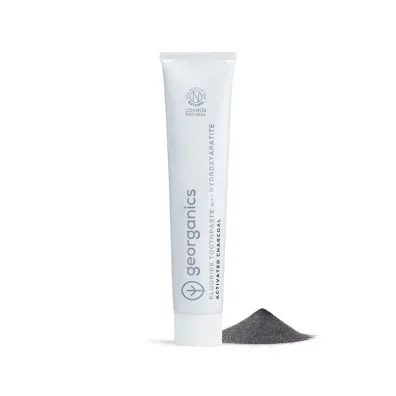 Georganics Naturalna pasta remineralizuj�ca do z�b�w z hydroksyapatytem i aktywnym w�glem, na przebarwienia i bielsze z�by, Activated Charcoal 75 ml