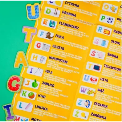Carotina ci� nauczy! M�j pierwszy alfabet Lisciani