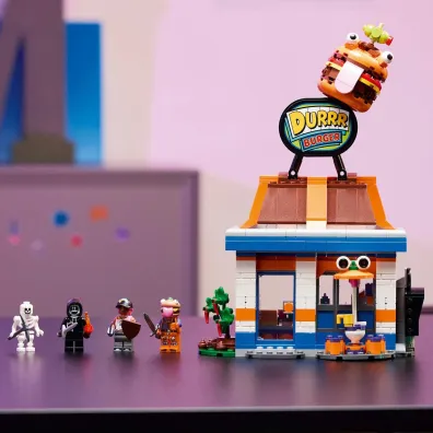 LEGO Fortnite Restauracja Durrr Burgerownia 77076