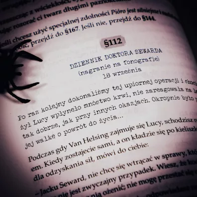 Gra ksi��kowa Dracula. Kl�twa Wampira