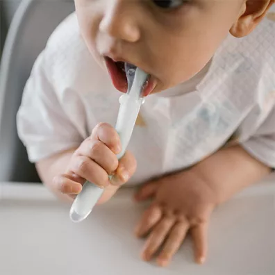 Babyono Elastyczna silikonowa yeczka