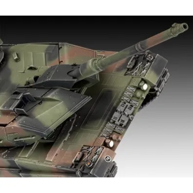 Czo�g Leopard 2A6/A6NL Revell