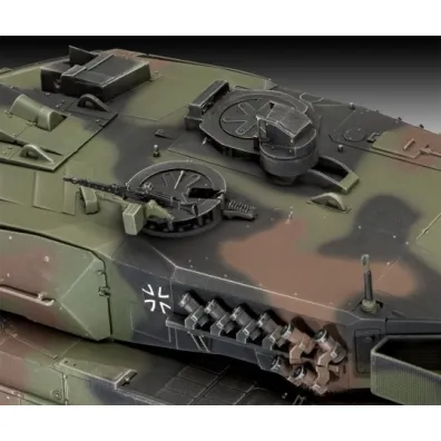 Czo�g Leopard 2A6/A6NL Revell