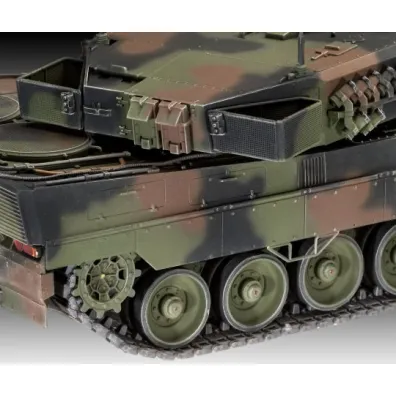 Czo�g Leopard 2A6/A6NL Revell