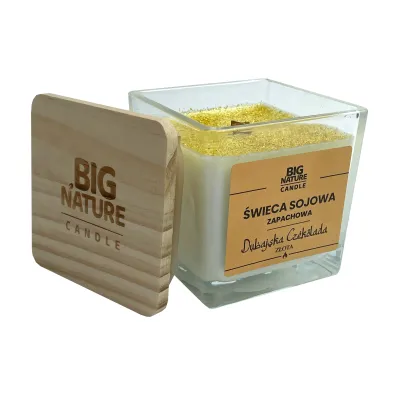 Big Nature �wieca sojowa o zapachu Czekolada Dubajska Z�ota 220 g