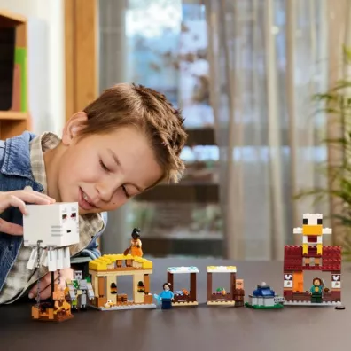 LEGO Minecraft Atak balonowego Ghasta na wiosk 21273