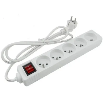 Przed�u�acz 5-gniazdowy z uziemieniem i wy��cznikiem 1.5m+Z (3x1.5mm2) EcoLight M20560 bia�y