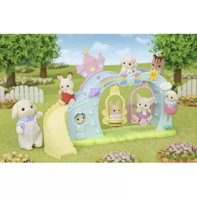 Sylvanian Families Kolorowa Zje�d�alnia 5745