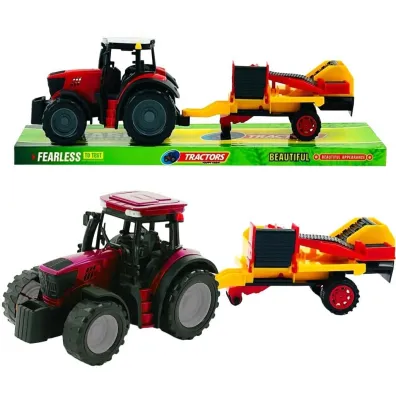 Traktor z maszyn� rolnicz� Trifox