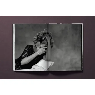 Tina Turner by Peter Lindbergh wer. angielska