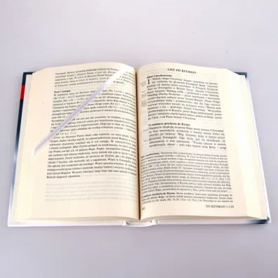 Nowy Testament. Najnowszy przek�ad z j�zyk�w oryginalnych z komentarzem (pocket)