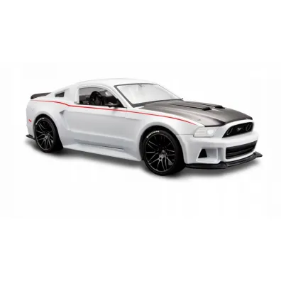 MAISTO 31506-88 Ford Mustang Street Racer 2014 bia�y 1:24 Special Edition