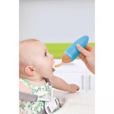 Boon �y�eczka z zasobnikiem niebieska 90 ml