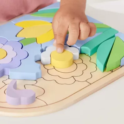 Fisher-Price. Drewniane puzzle kwiaty Mattel