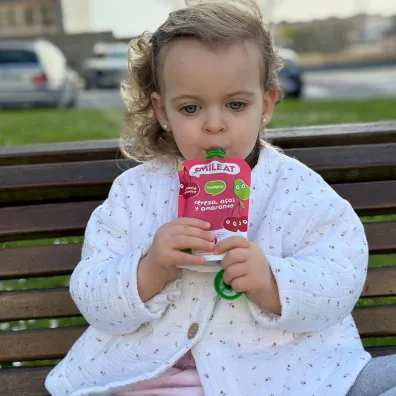 Smileat Mus z ekologicznymi wi�niami, acai i amarantem po 8 miesi�cu 100 g Bio